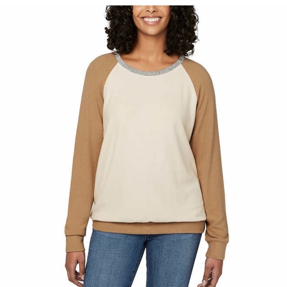 Buffalo David Bitton Tops - NWT Buffalo Ladies' Cozy Top Multi Color